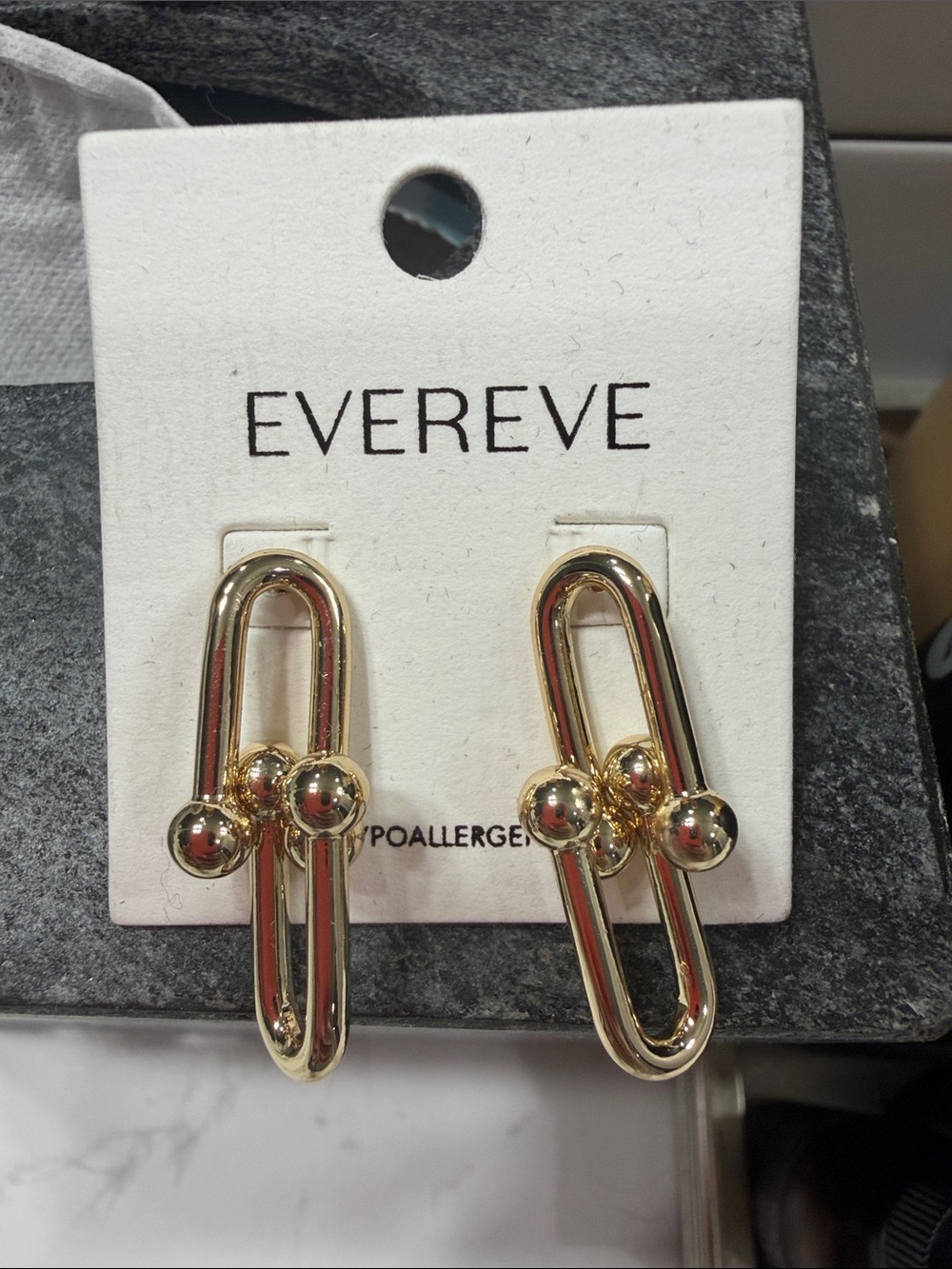 Evereve Leslie U-Link Earrings